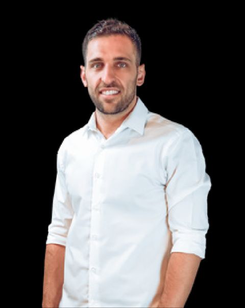 Integrante de la familia Bezruk sonriendo